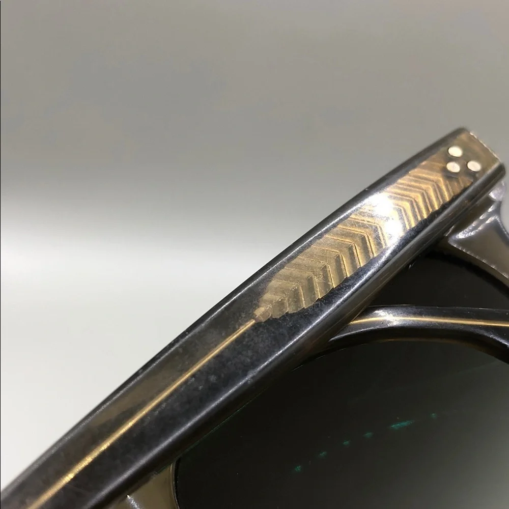 KREWE lens scratches